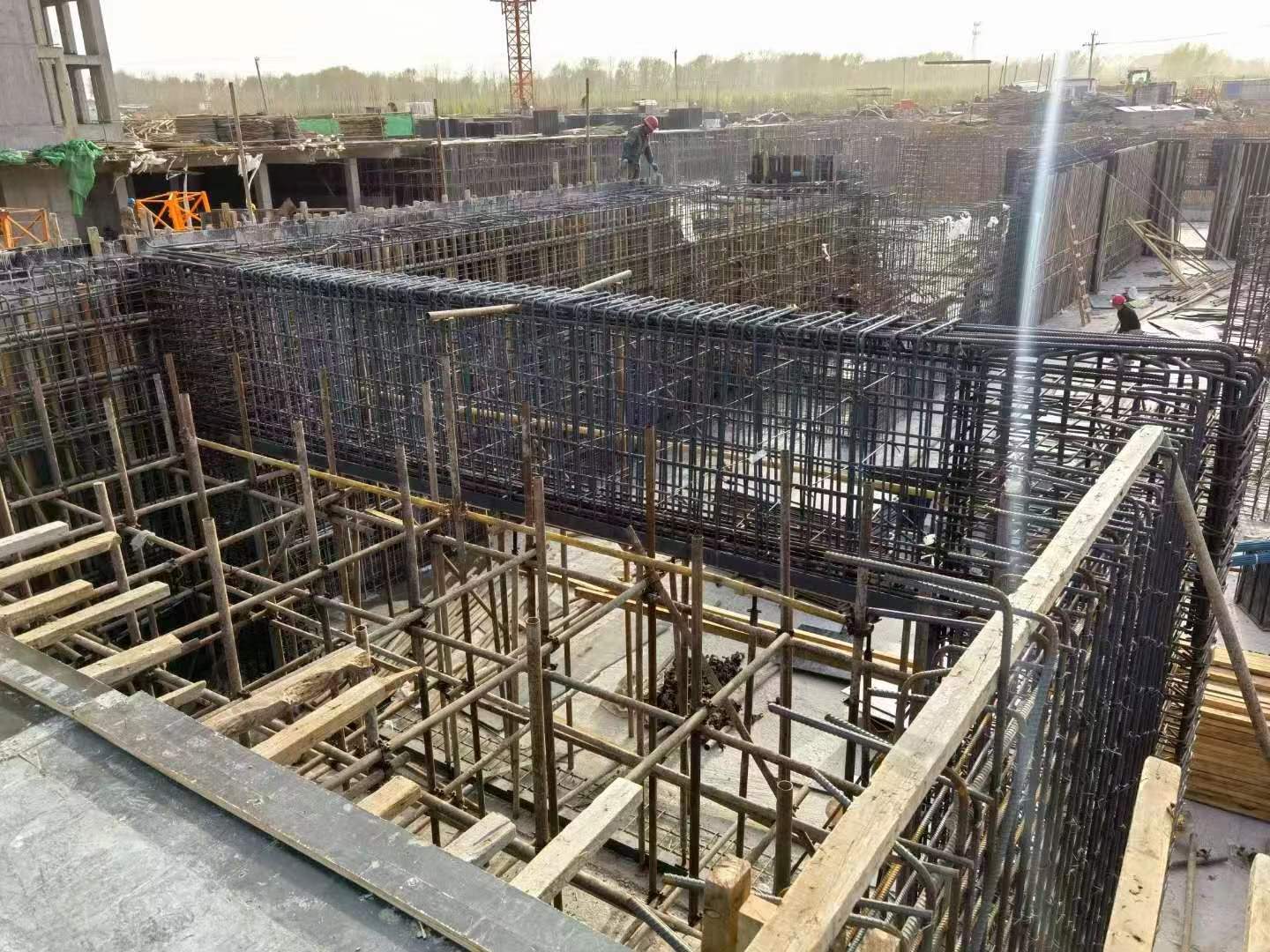 来凤建筑基础筏板施工时混凝土有哪些常见问题?